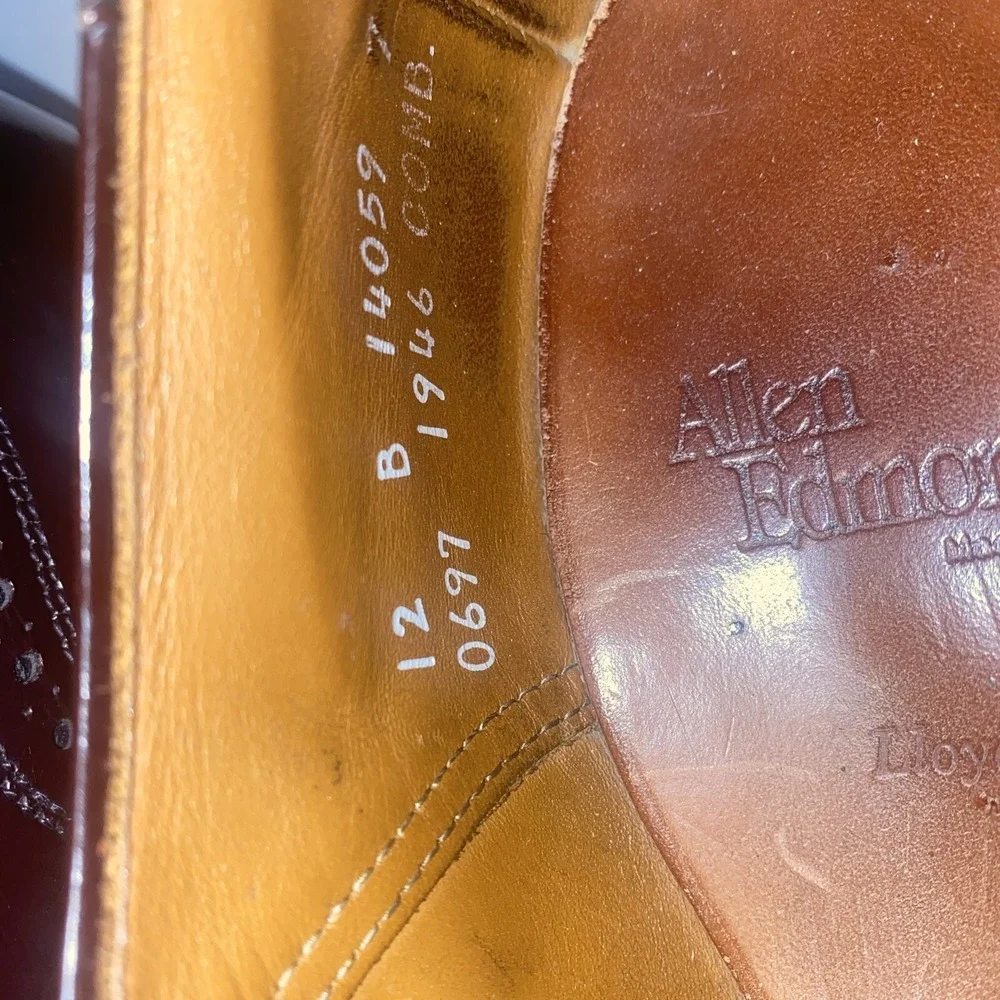 Allen Edmonds Lloyd Wingtip Oxford Shoes 12 B - Vintage Quality 0697 1946 Comb.‎